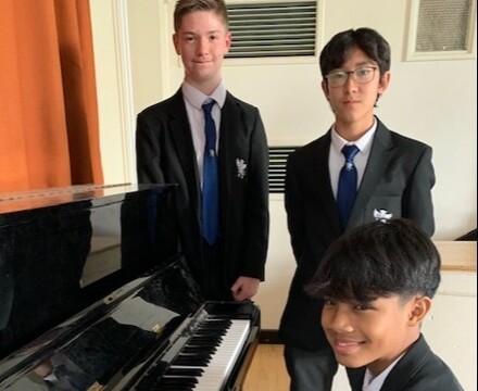 Open evening student pianists